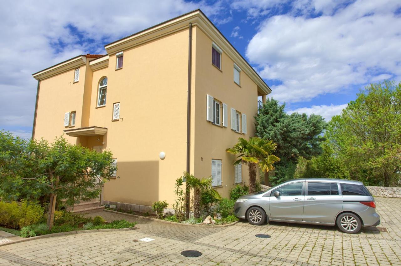 Apartment Camellia Vantacici Ngoại thất bức ảnh