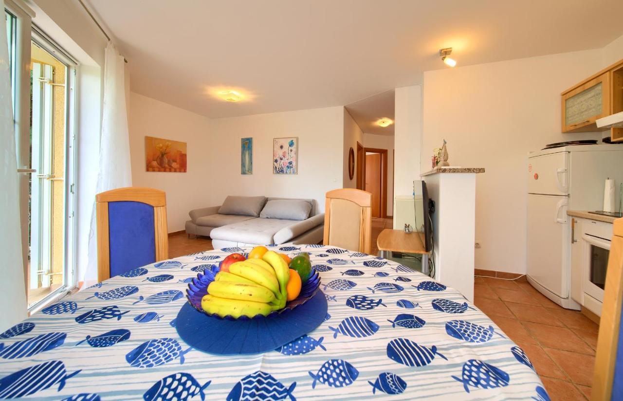 Apartment Camellia Vantacici Ngoại thất bức ảnh
