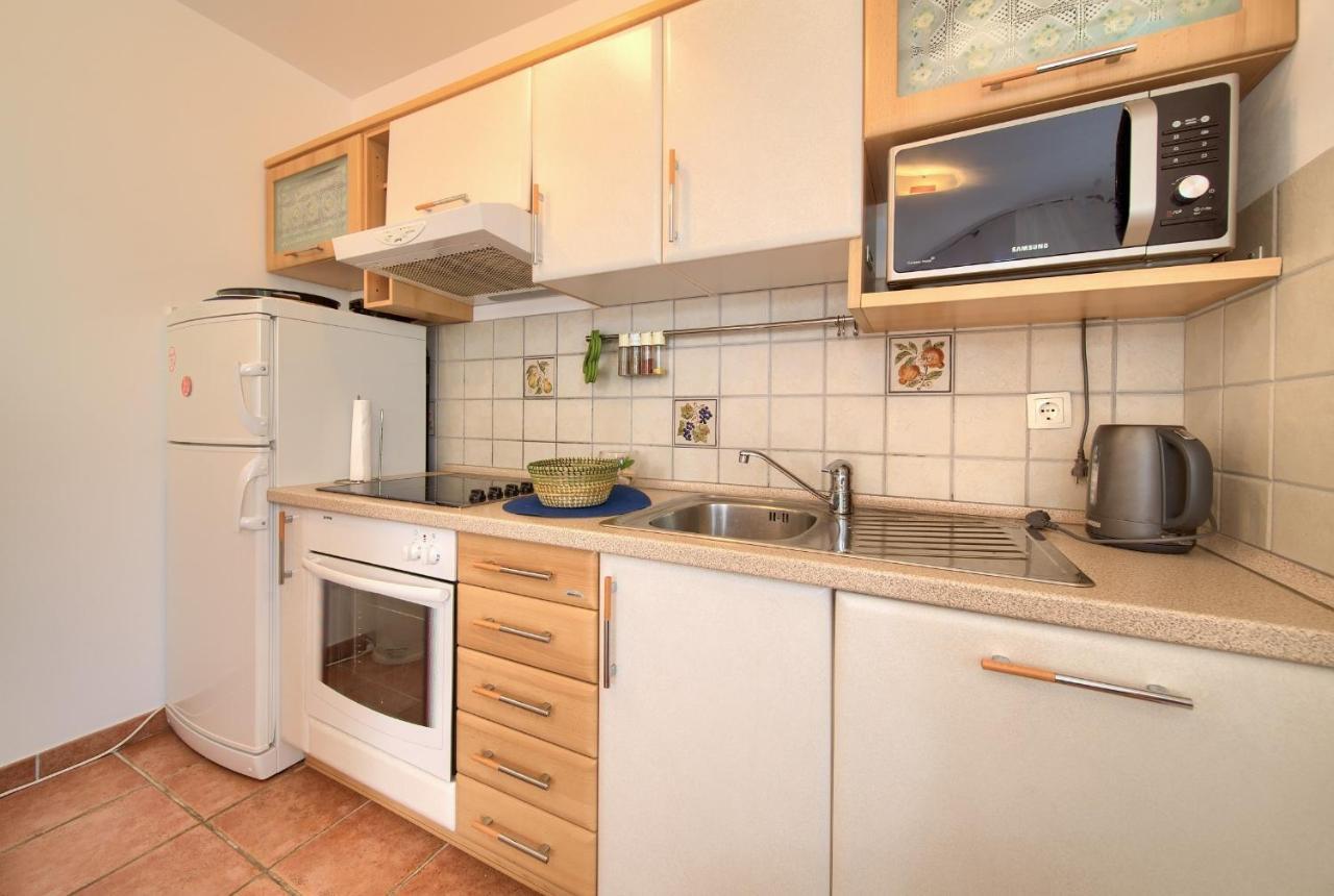 Apartment Camellia Vantacici Ngoại thất bức ảnh